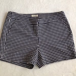 British Khaki Sz 10 navy blue/white dots shorts